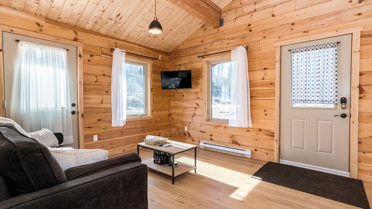 Photo of Livingroom in Smiths Corner