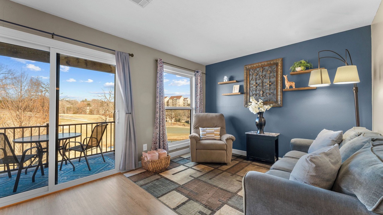 Photo of Livingroom in Table Rock