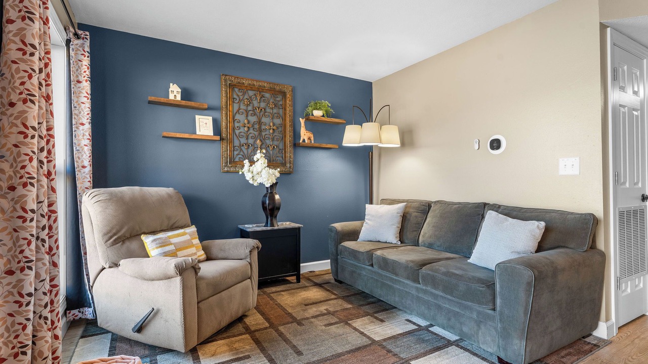 Photo of Livingroom in Table Rock