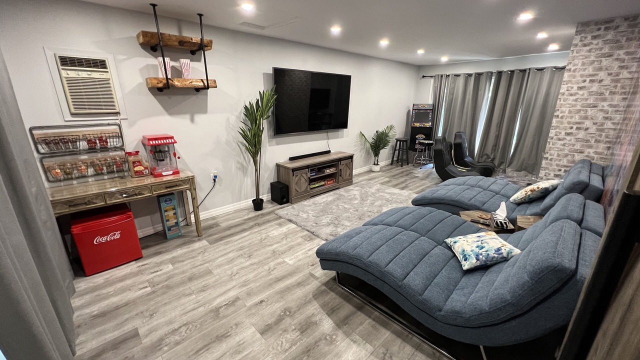Photo of Livingroom in Port Franks