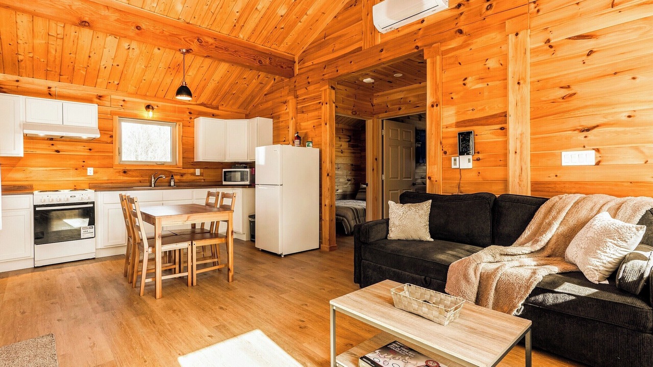 Photo of Livingroom in Smiths Corner