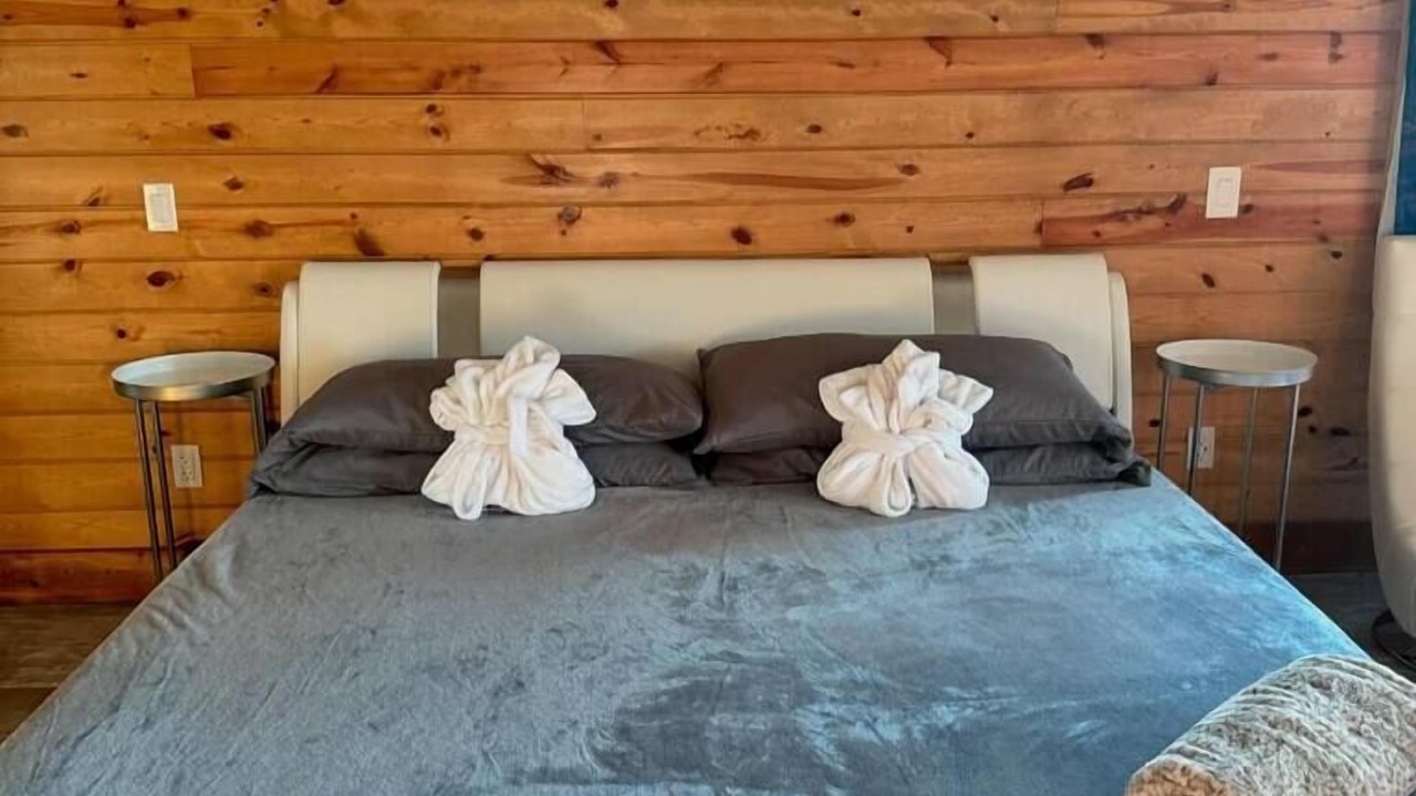 Photo of Bedroom in Wise County