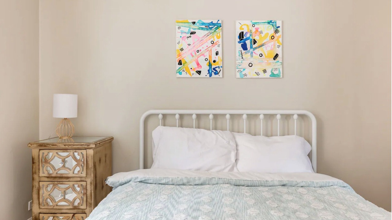 Photo of Bedroom in South Evanston