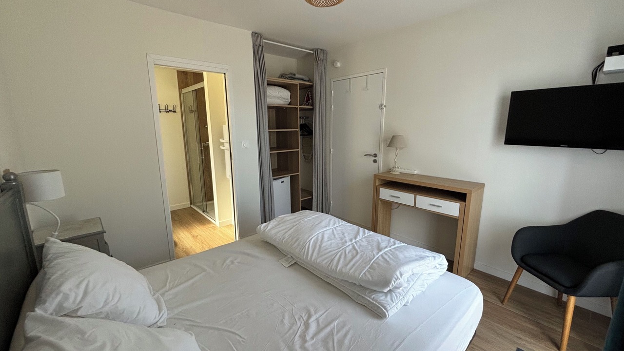 Photo of Bedroom in Saint-Lunaire