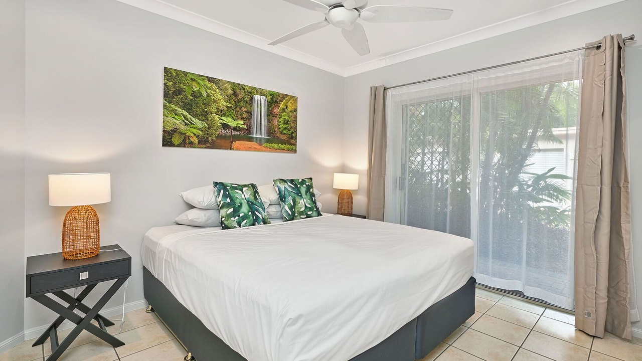 Photo of Bedroom in Clifton Beach