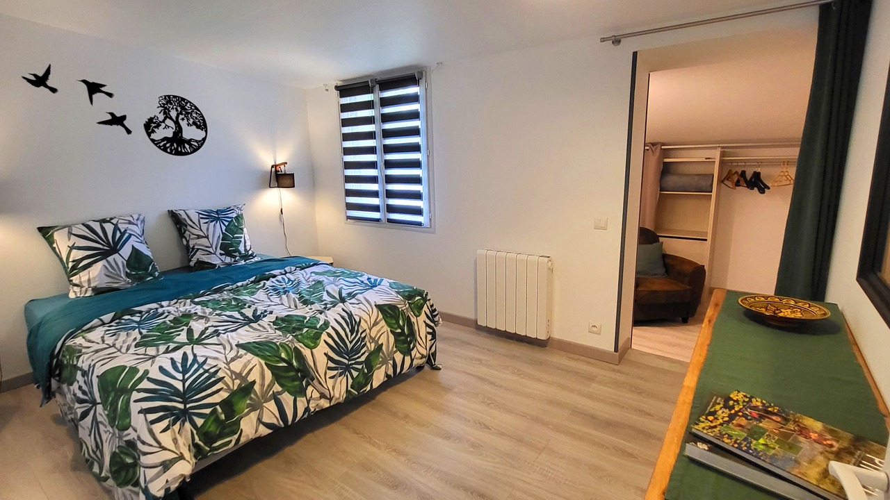 Photo of Bedroom in Lavoux