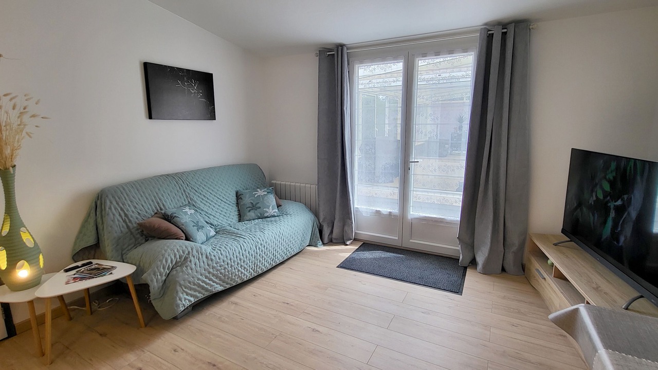 Photo of Livingroom in Lavoux