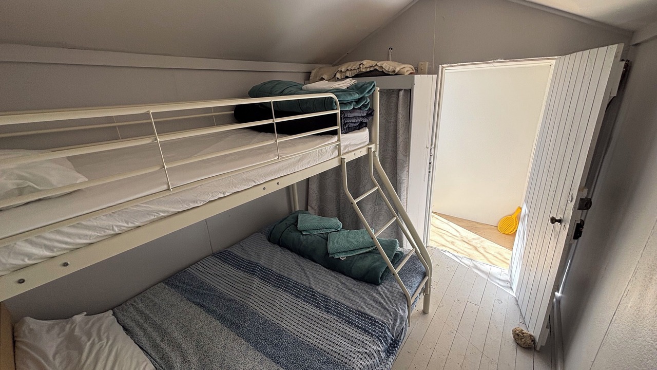 Photo of Bedroom in Naseby