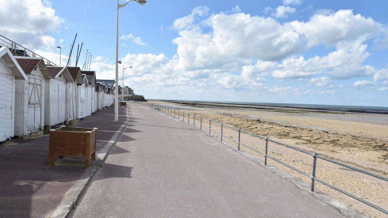 Photo of Others in Luc-sur-Mer