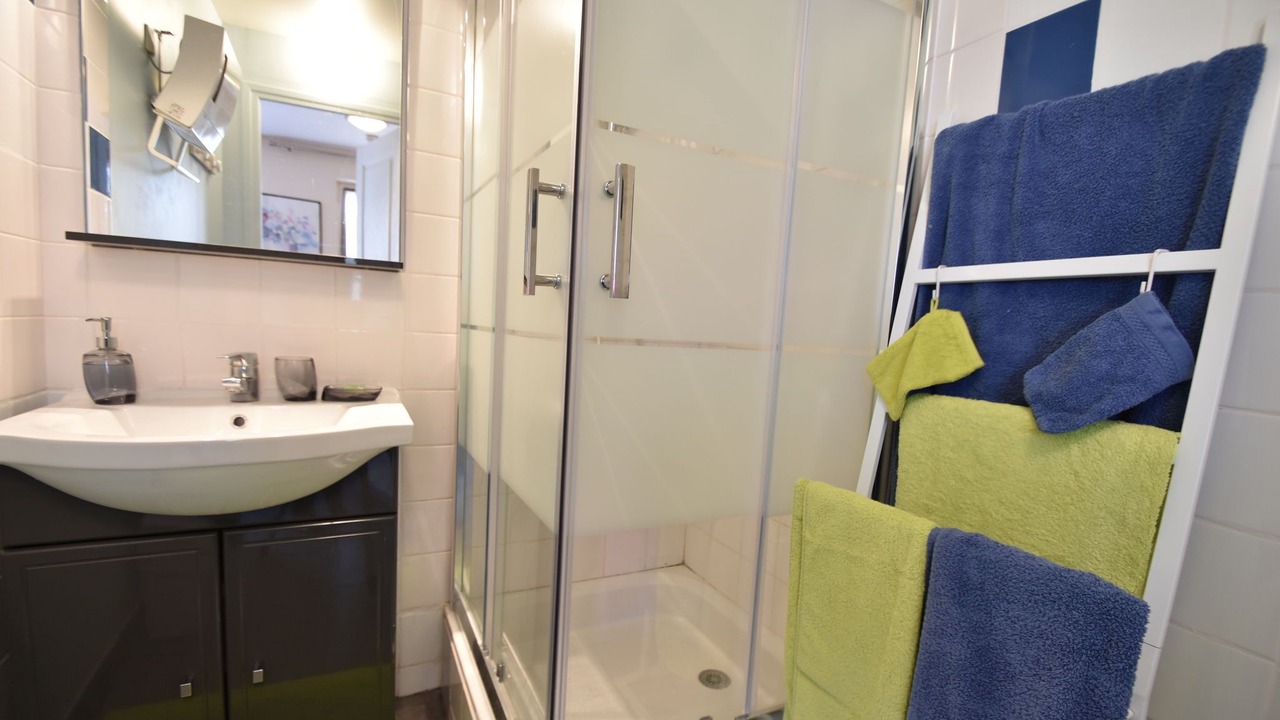 Photo of Bathroom in Luc-sur-Mer