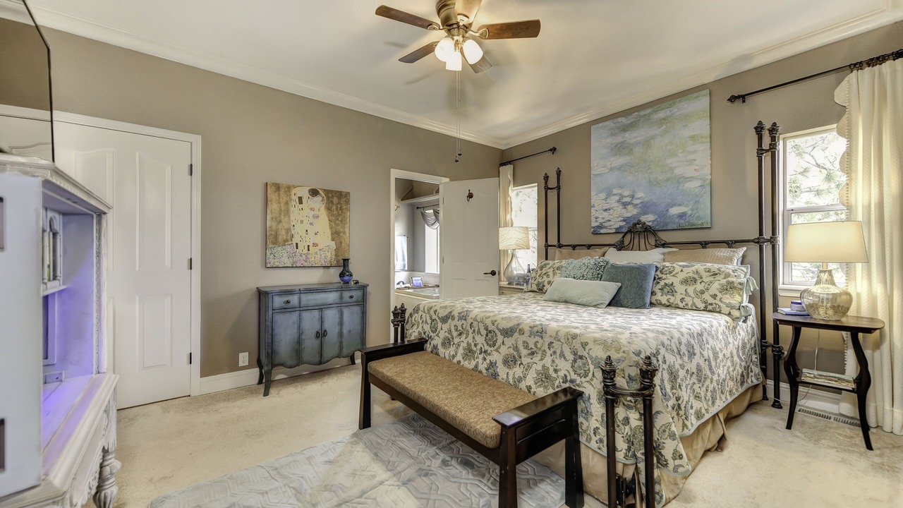 Photo of Bedroom in Alta Sierra