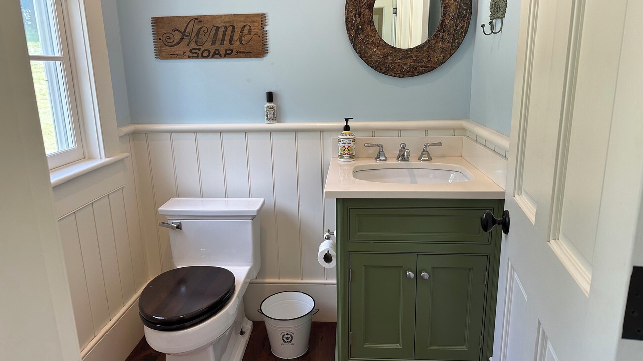 Photo of Bathroom in Hillsdale