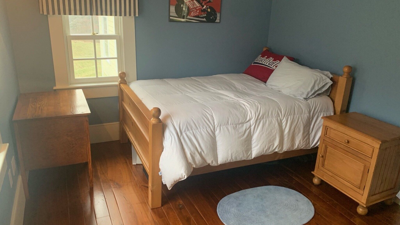 Photo of Bedroom in Hillsdale