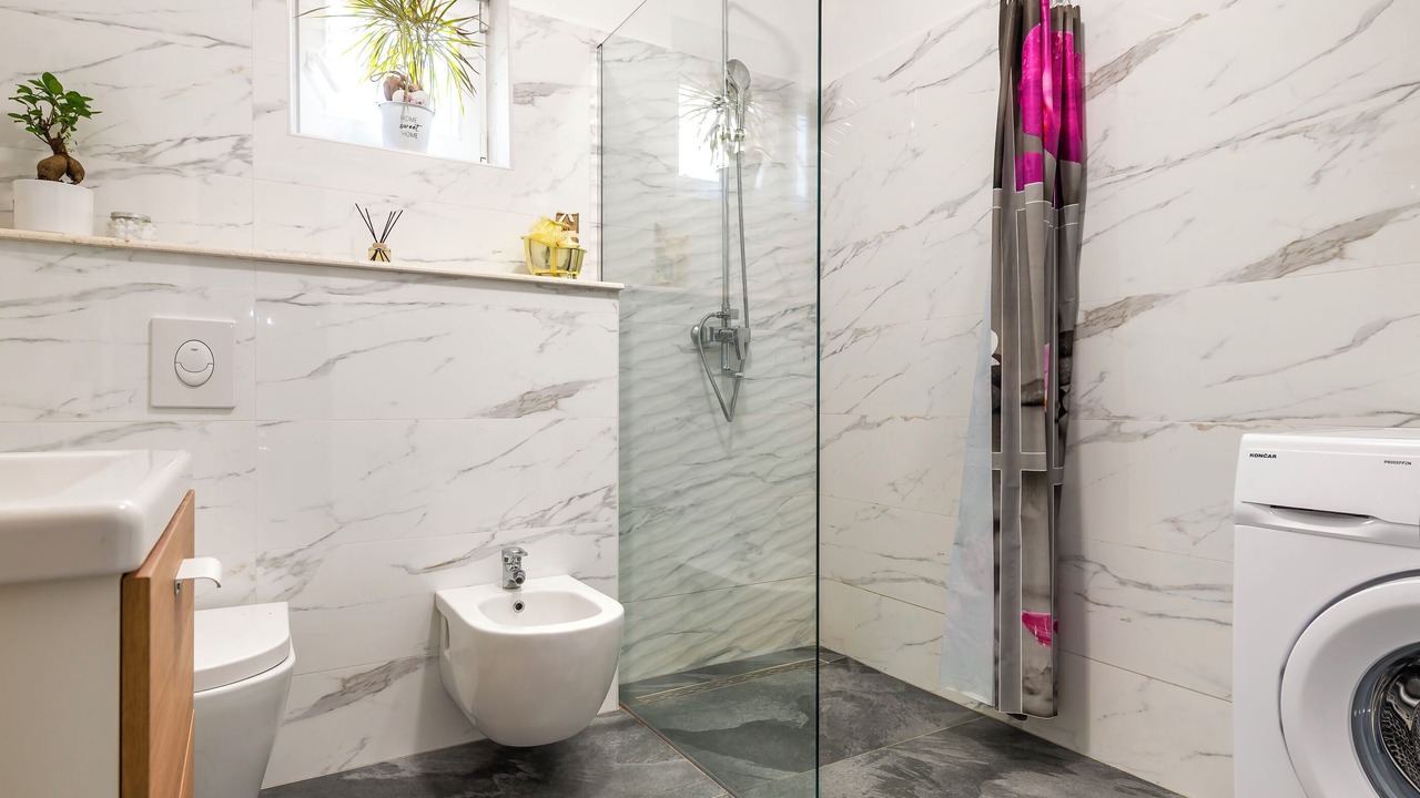 Photo of Bathroom in Skradin