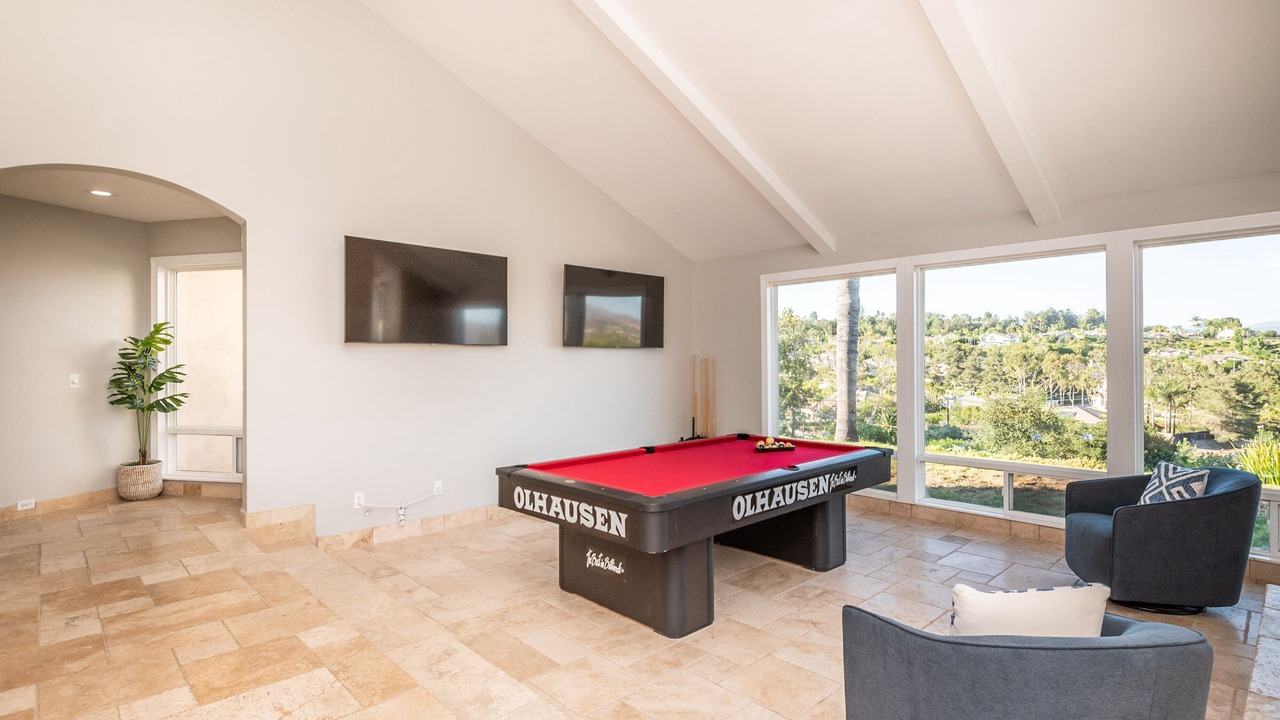 Photo of Bedroom in Lake Hodges