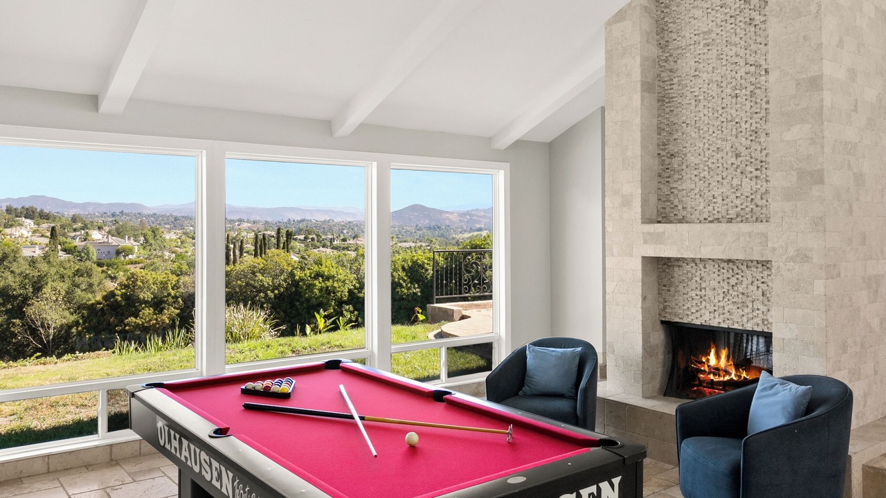 Photo of Bedroom in Lake Hodges