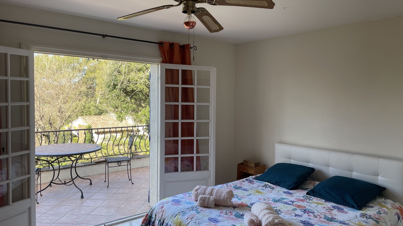 Photo of Bedroom in Roquefort-les-Pins