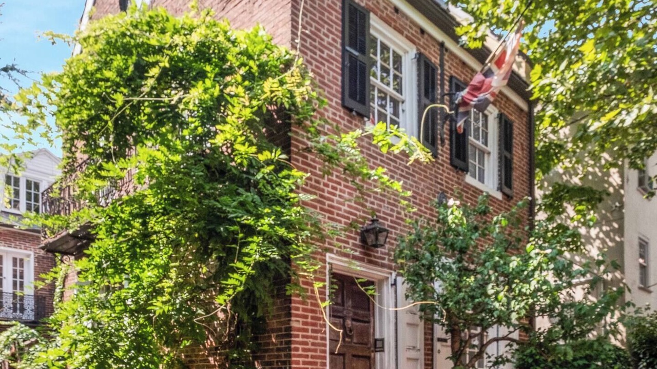 Photo of Outdoor in Gayborhood