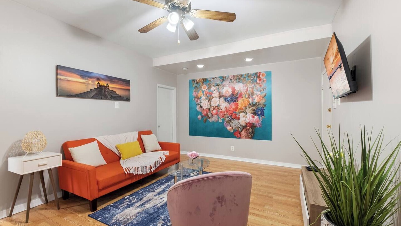 Photo of Bedroom in Gayborhood