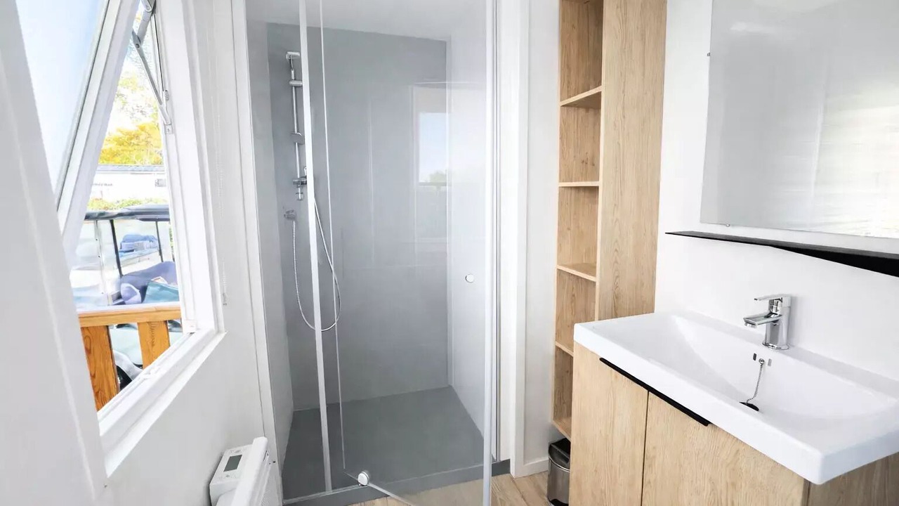 Photo of Bathroom in Recoules-Previnquieres