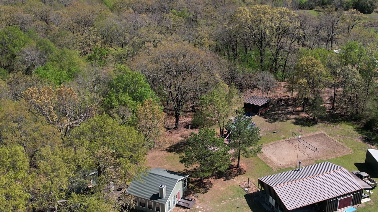 Photo of Outdoor in Telephone