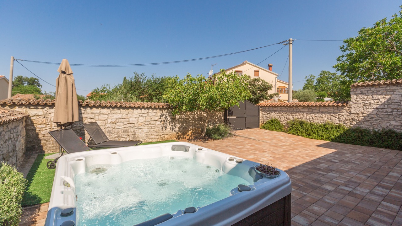 Photo of Patio Balcony in Dracevac