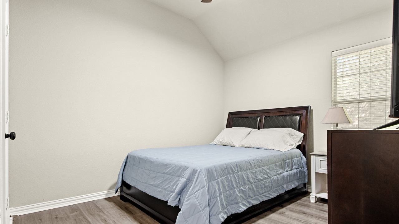 Photo of Bedroom in South Arlington
