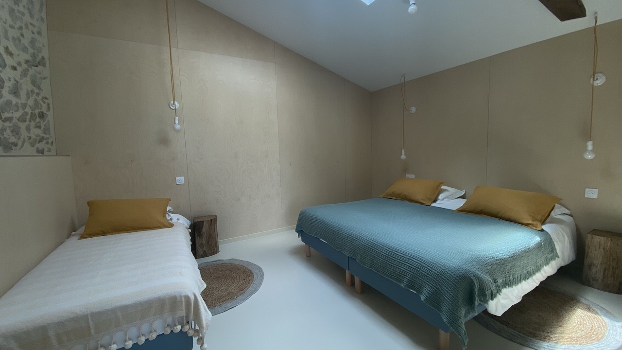 Photo of Bedroom in Les Landes-Genusson