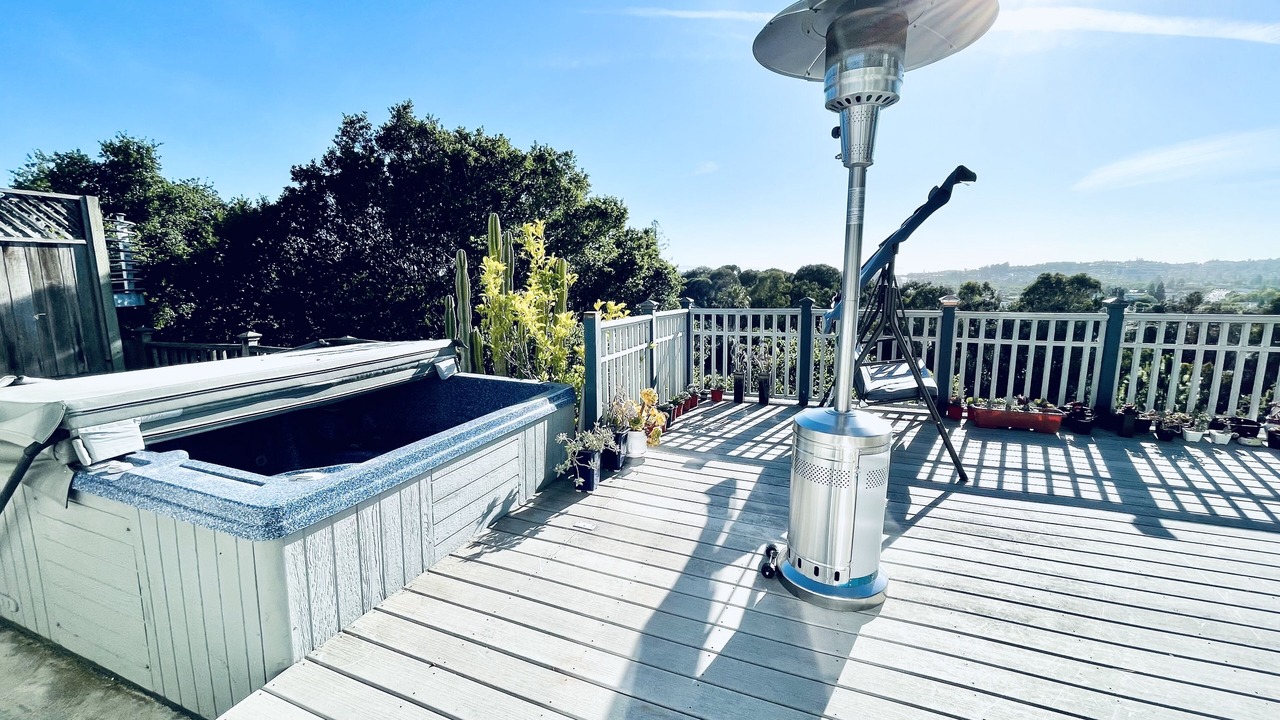 Photo of Patio Balcony in Fairview