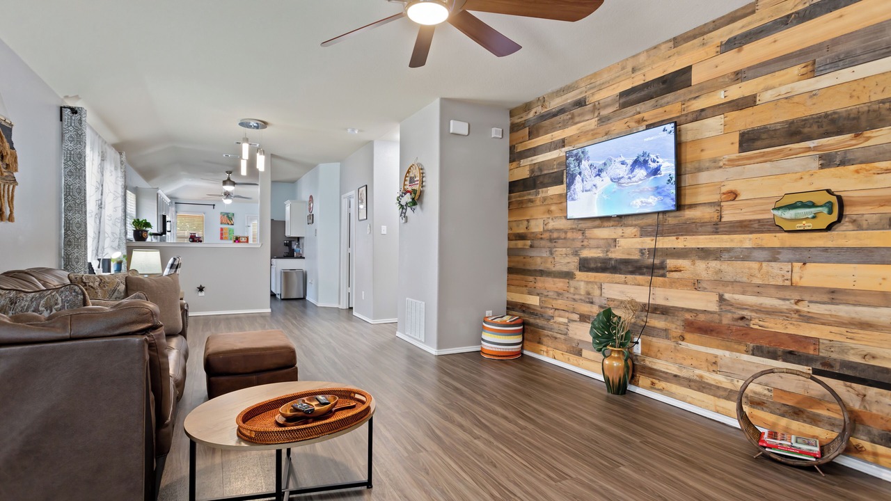 Photo of Livingroom in Denton