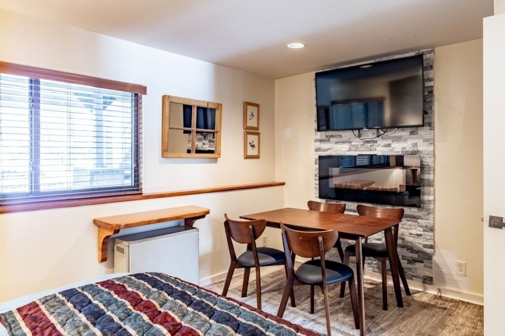 Photo of Others in Jeffersonville