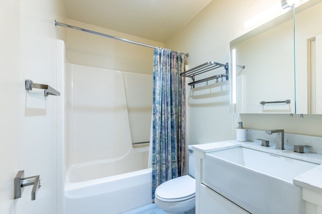 Photo of Others in Jeffersonville