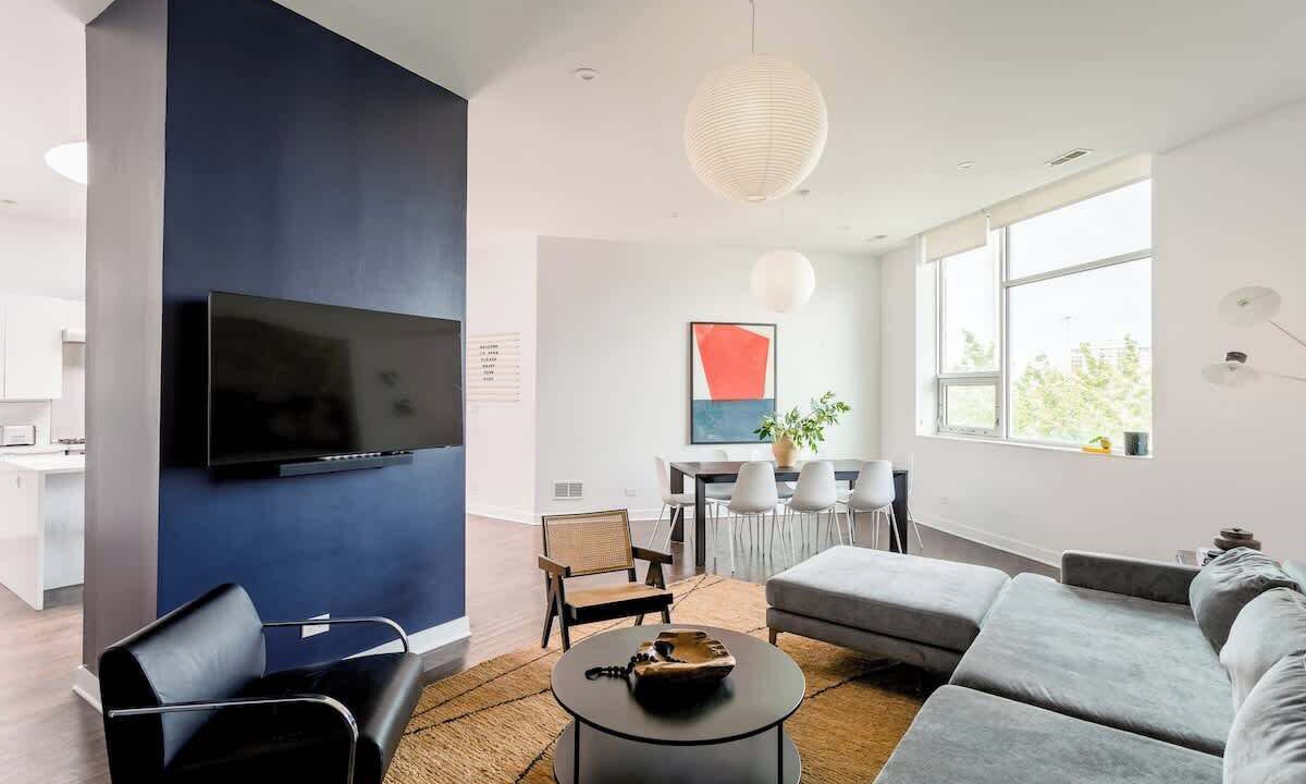 Photo of Livingroom in West Town