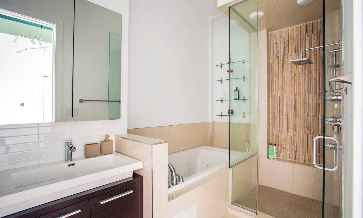 Photo of Bathroom in West Town