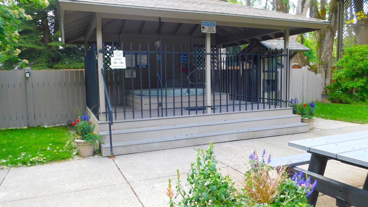 Photo of Patio Balcony in Bigfork