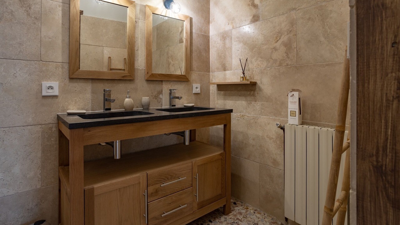 Photo of Bathroom in La Bastide-d'Engras