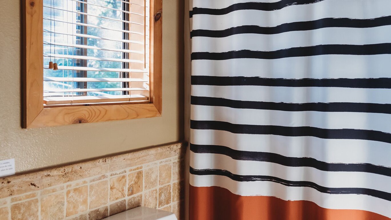 Photo of Bathroom in Pine Cove
