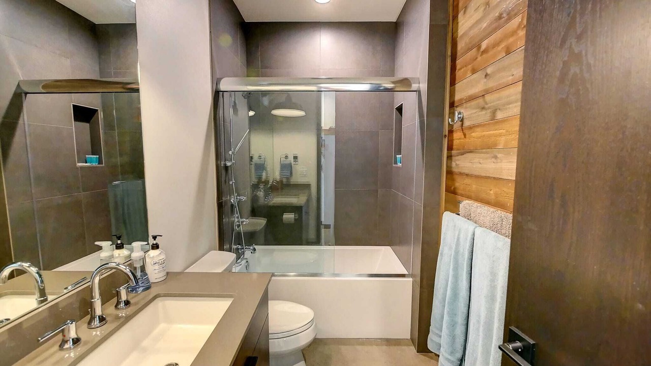 Photo of Bathroom in Mazama