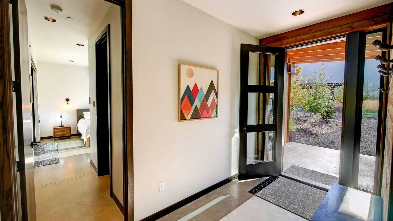 Photo of Others in Mazama