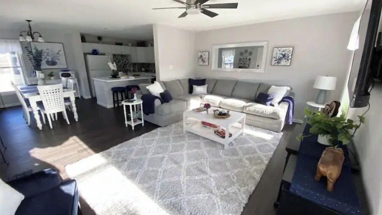 Photo of Livingroom in Saugerties South