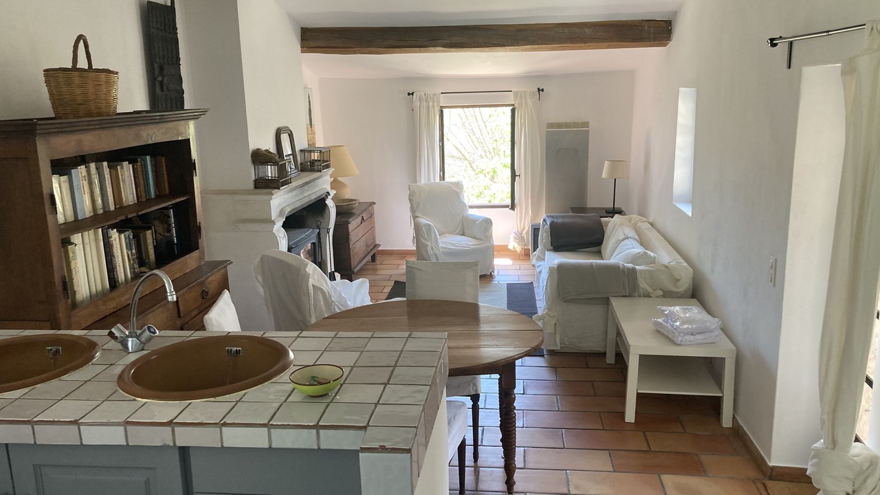 Photo of Livingroom in Ongles