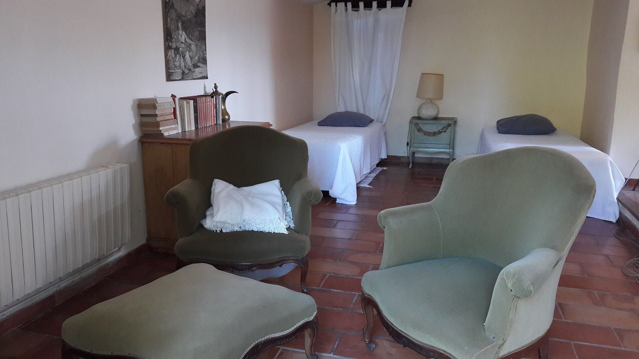 Photo of Bedroom in Ongles