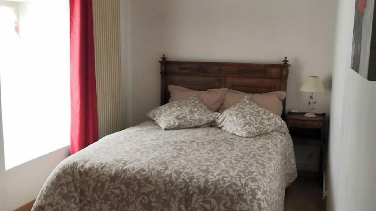 Photo of Bedroom in Doue
