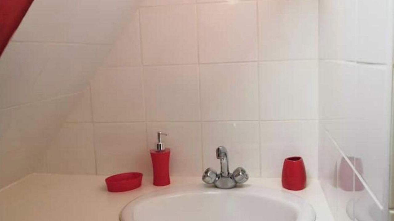 Photo of Bathroom in Doue