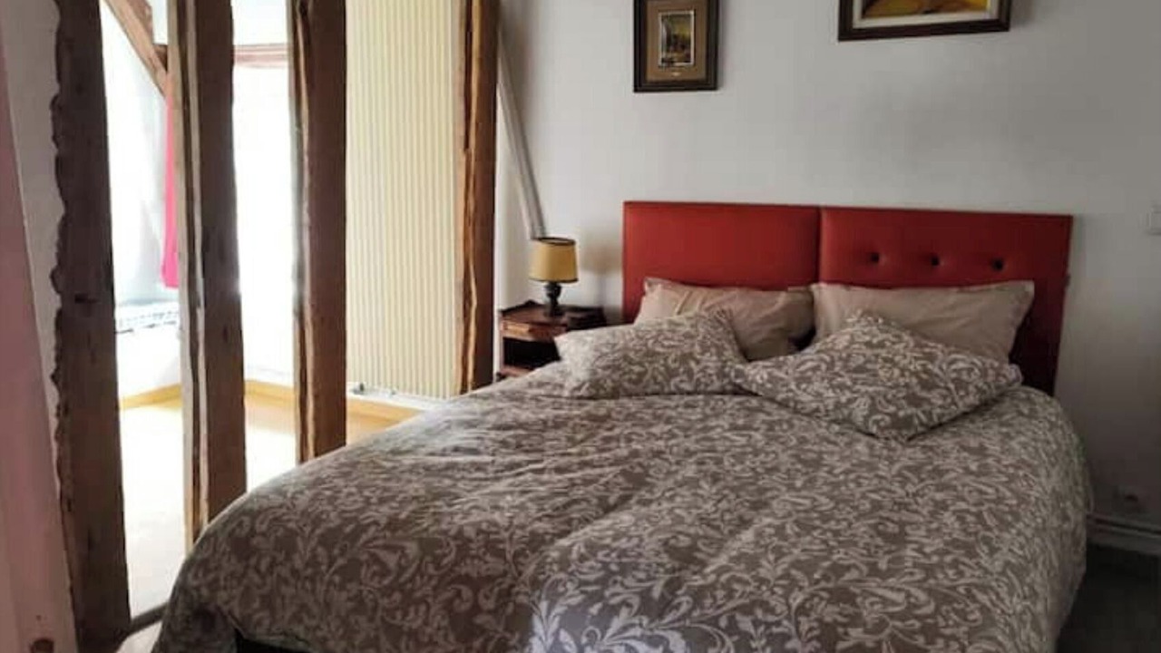 Photo of Bedroom in Doue