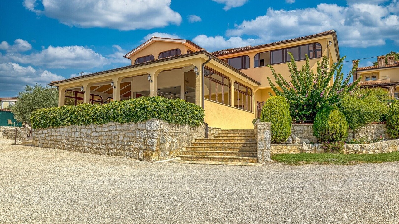 Photo of Outdoor in Musalez