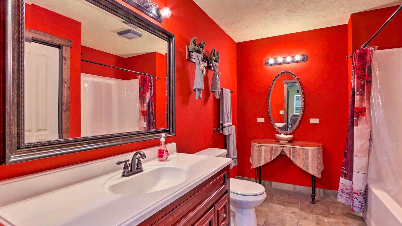 Photo of Bathroom in Camdenton