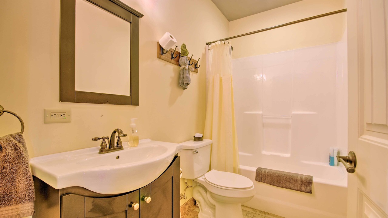 Photo of Bathroom in Camdenton