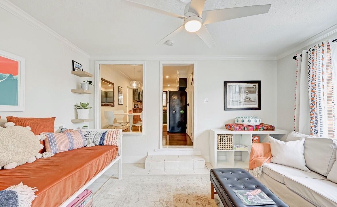 Photo of Livingroom in Hyde Park