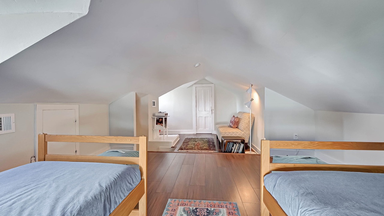 Photo of Bedroom in Hyde Park